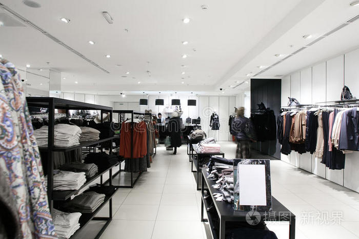 欧洲全新服装店
